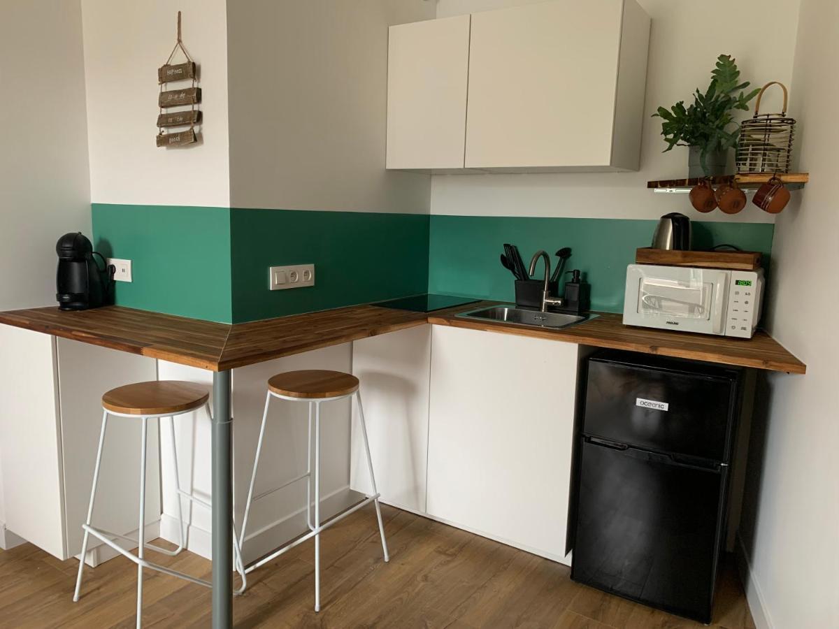 Le Petit Bali - Studio - Wifi - Parking - Coeur De Ville Pont-lʼAbbé Eksteriør bilde